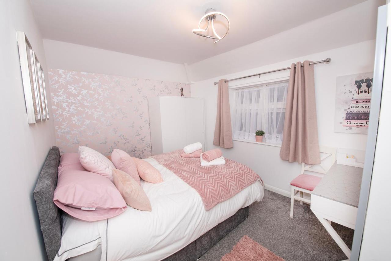 Emmadale Central Bridlington Sleeps 7-8 Екстер'єр фото