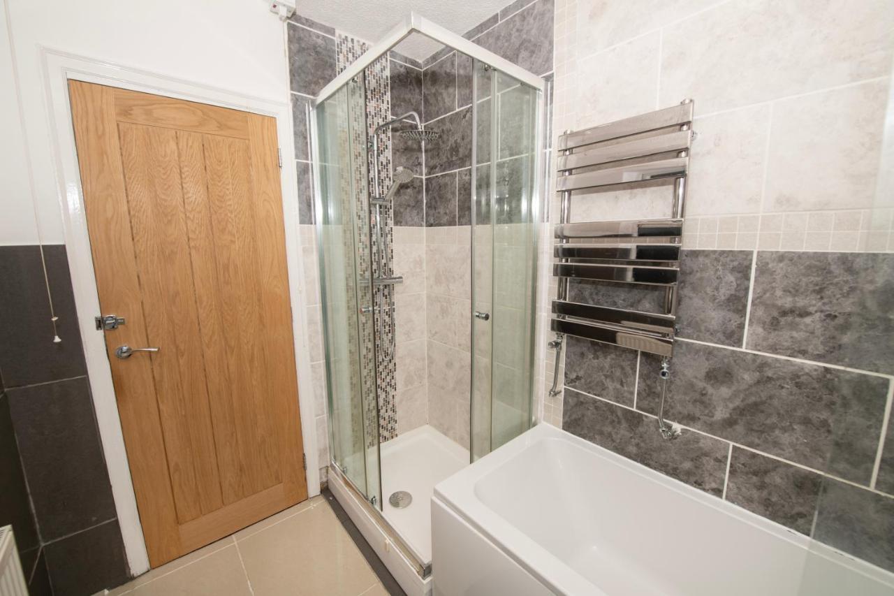 Emmadale Central Bridlington Sleeps 7-8 Екстер'єр фото